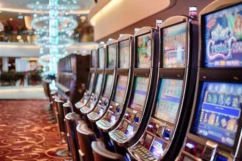 How Do Slot Machines Work?